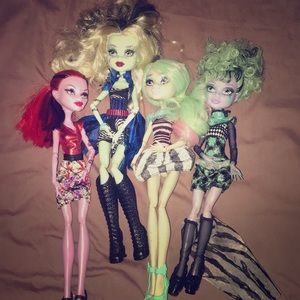 Monster High dolls set of 3